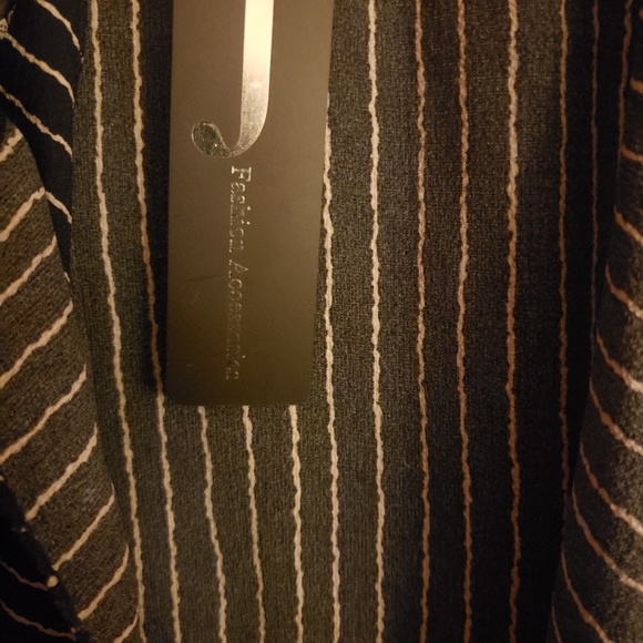 Asymmetrical Hem Topper/ Duster - Picture 4 of 4